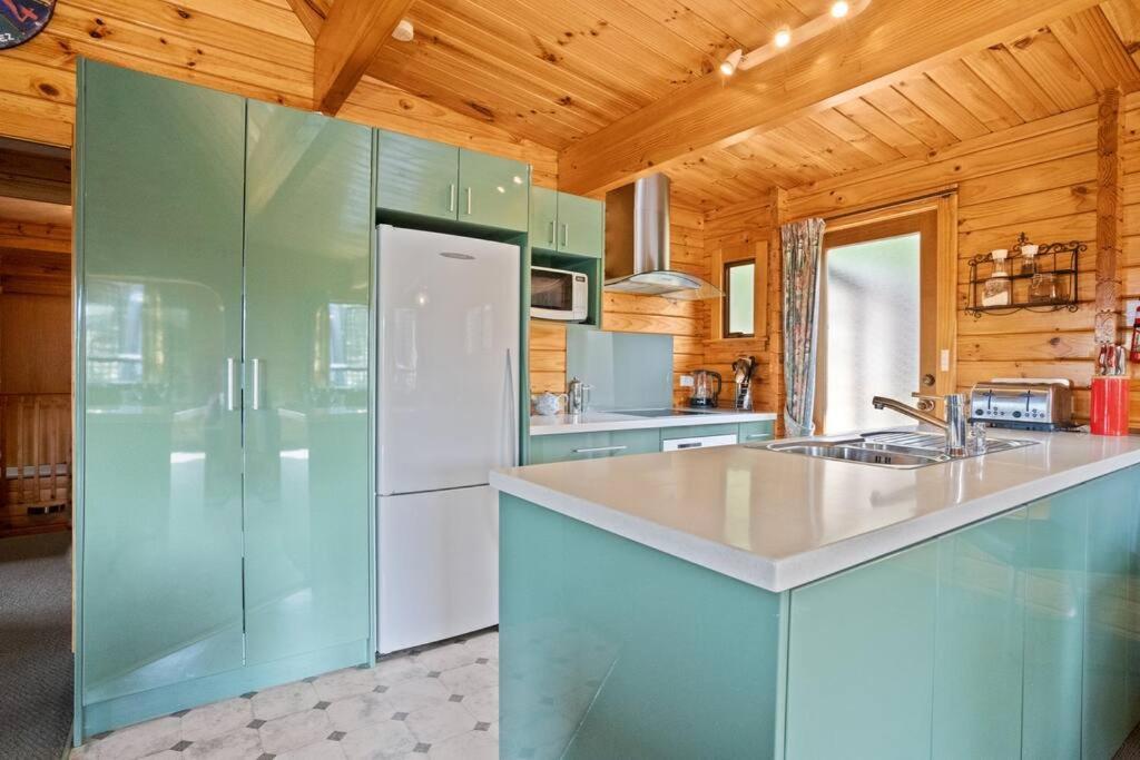 Welcome To The “Mountain Gem”! Hanmer Springs Luaran gambar